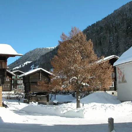 Aragon N103 By Interhome フィエッシュ